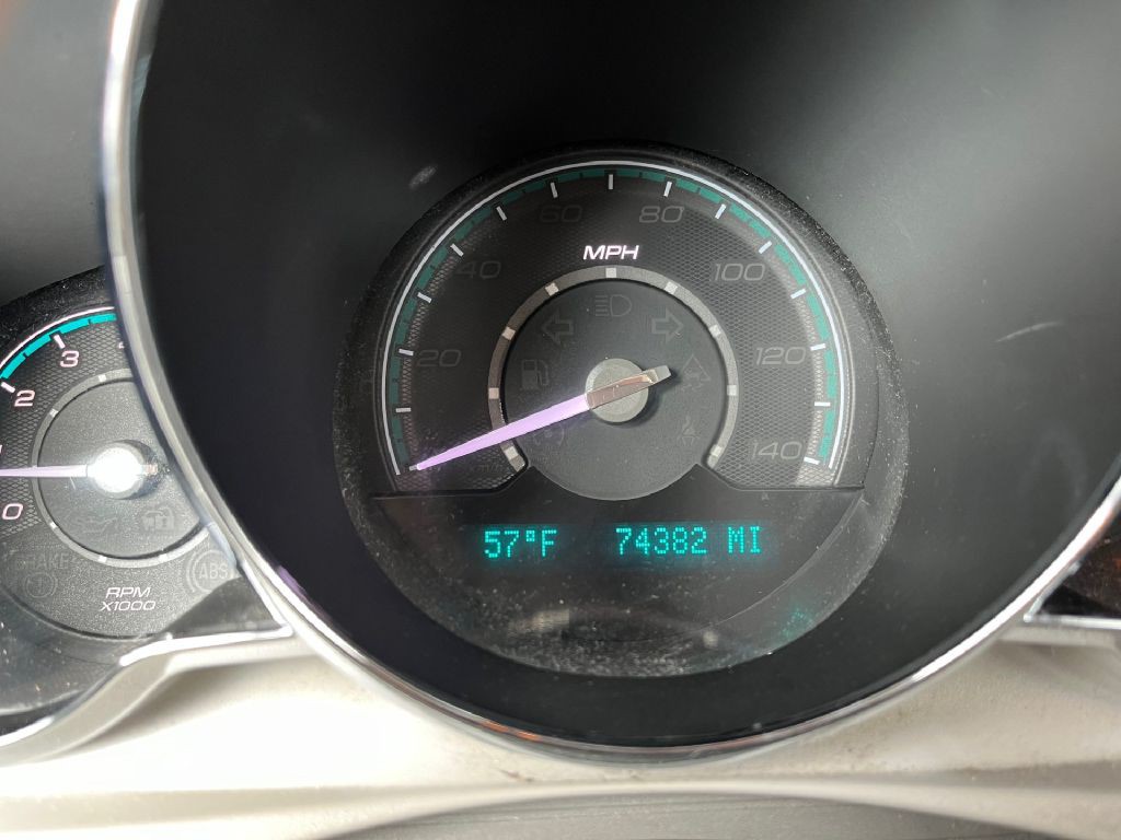 2010 Chevrolet Malibu Image 14