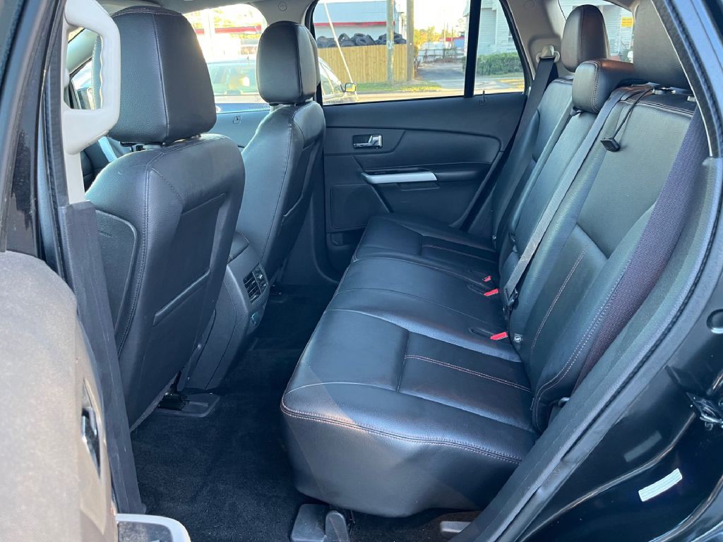 2014 Ford Edge Image 8