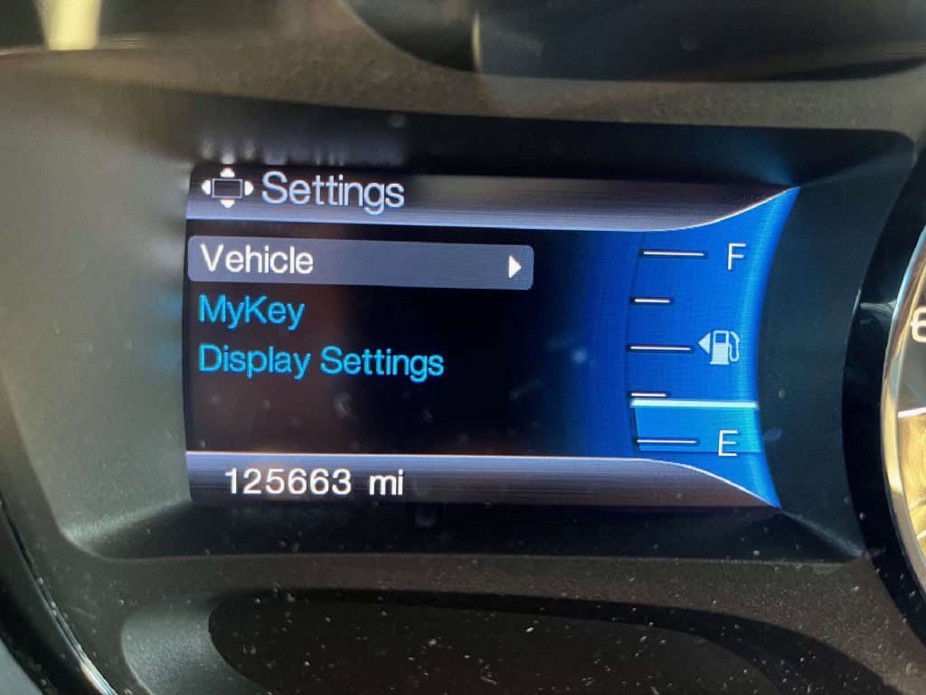 2014 Ford Edge Image 16