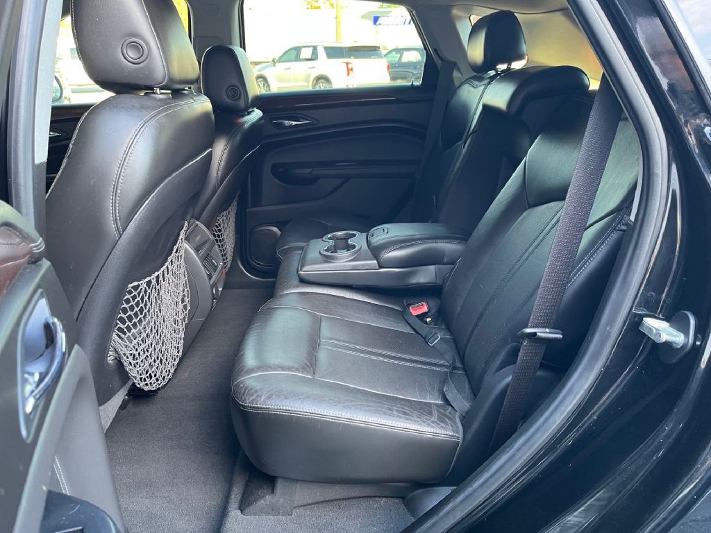 2013 Cadillac SRX Image 8