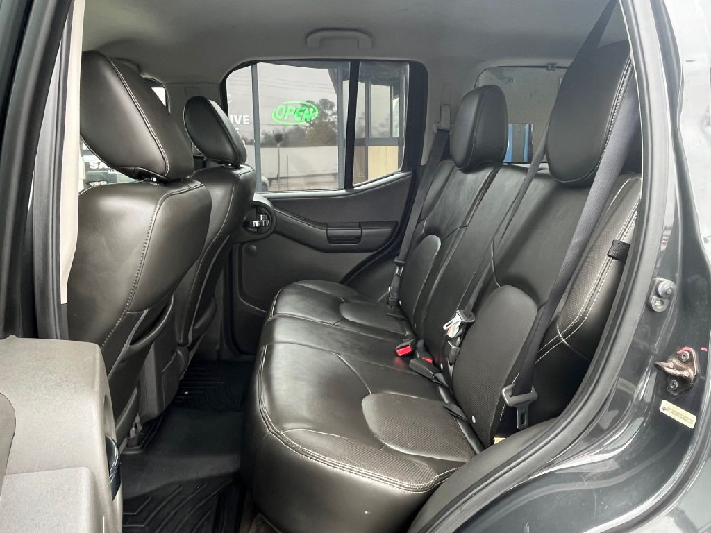 2014 Nissan Xterra Image 8