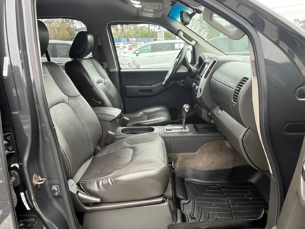 2014 Nissan Xterra Image 9