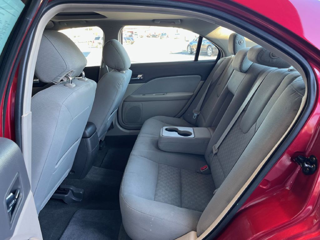 2012 Ford Fusion Image 8