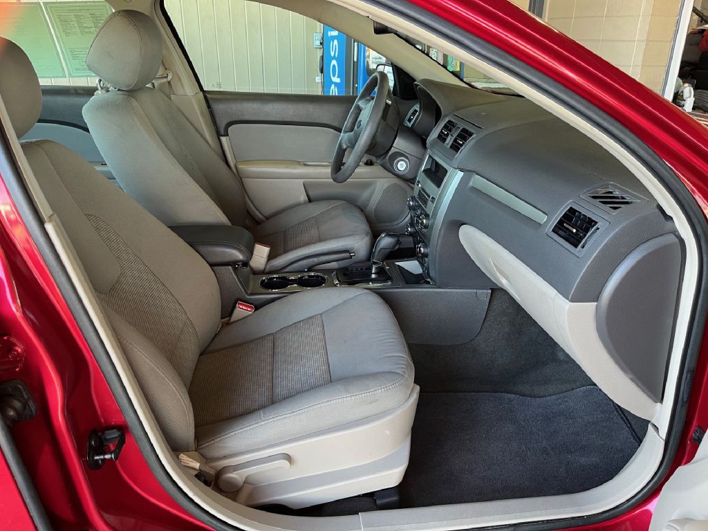 2012 Ford Fusion Image 9