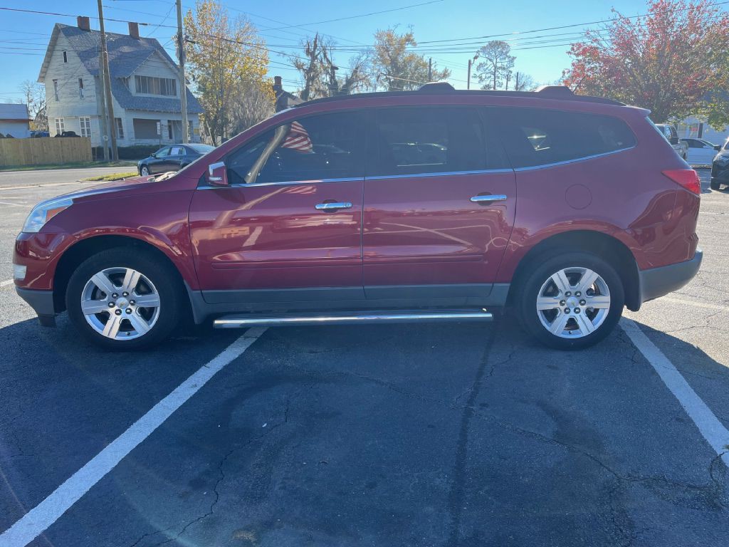 2012 Chevrolet Traverse Image 3