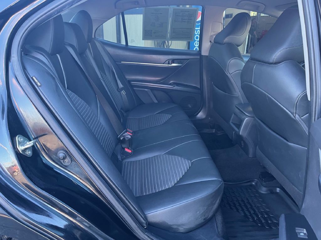 2020 Toyota Camry Image 10