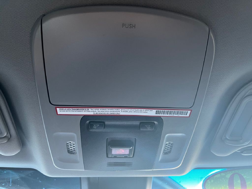 2020 Toyota Camry Image 16