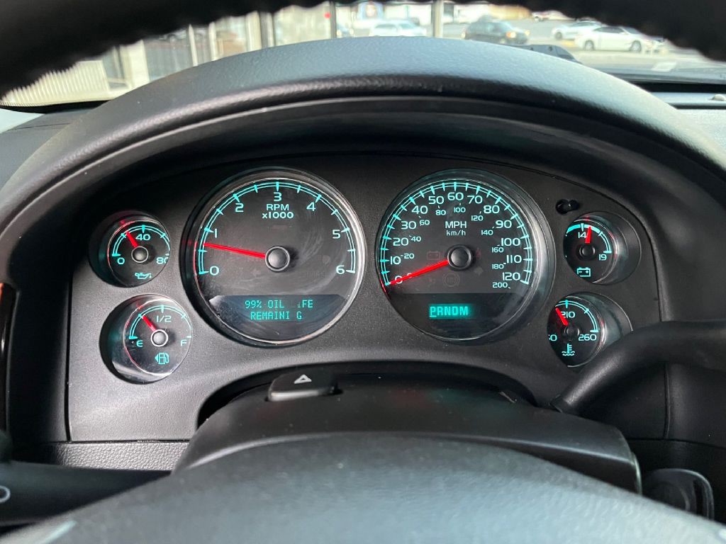 2014 Chevrolet Tahoe Image 17