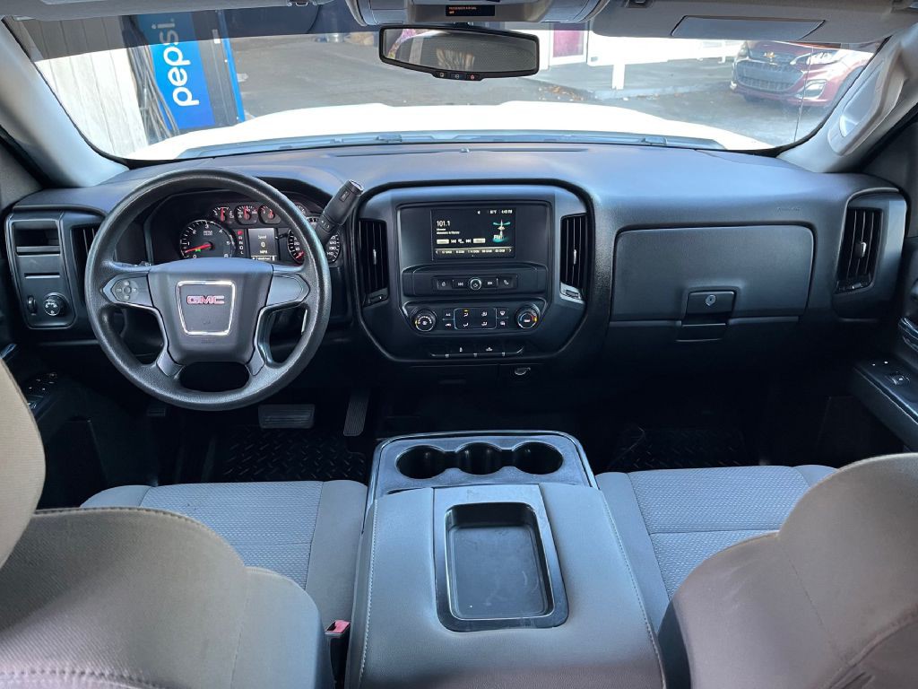 2018 GMC Sierra Image 11