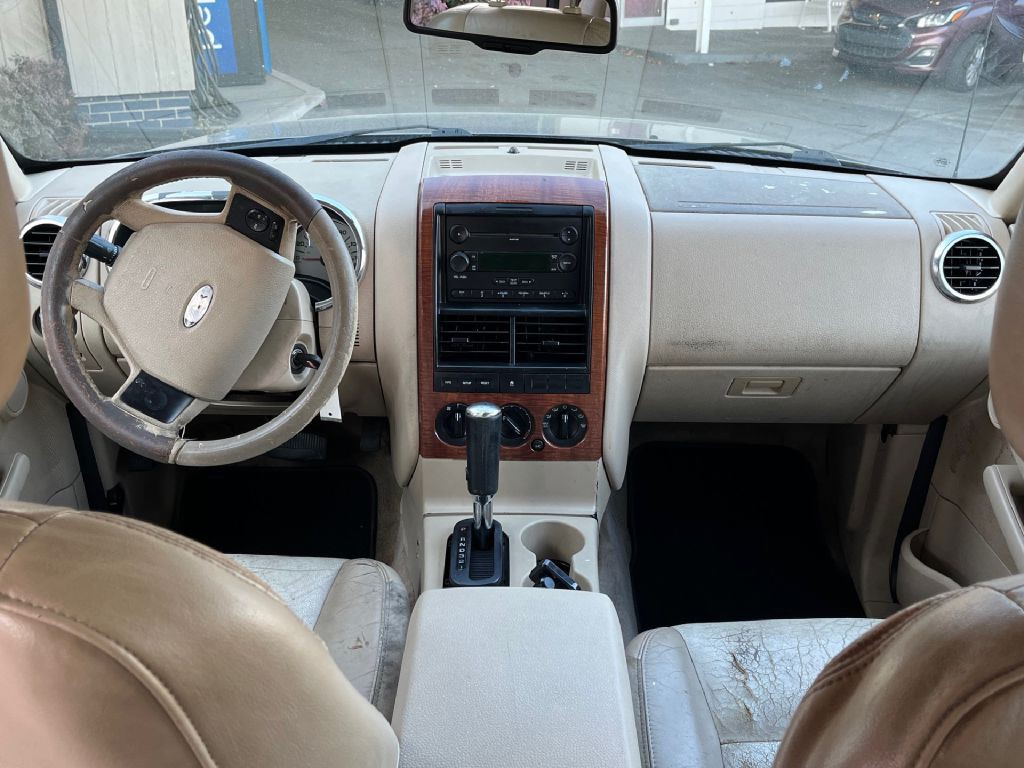 2006 Ford Explorer Image 14