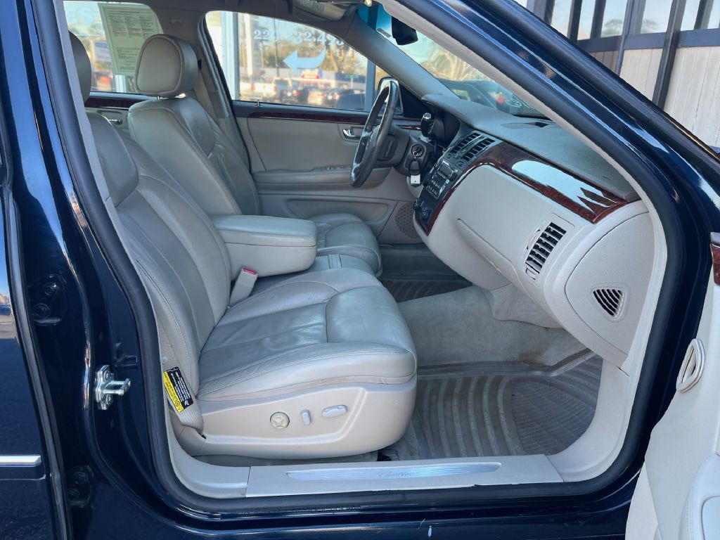 2006 Cadillac DTS Image 9