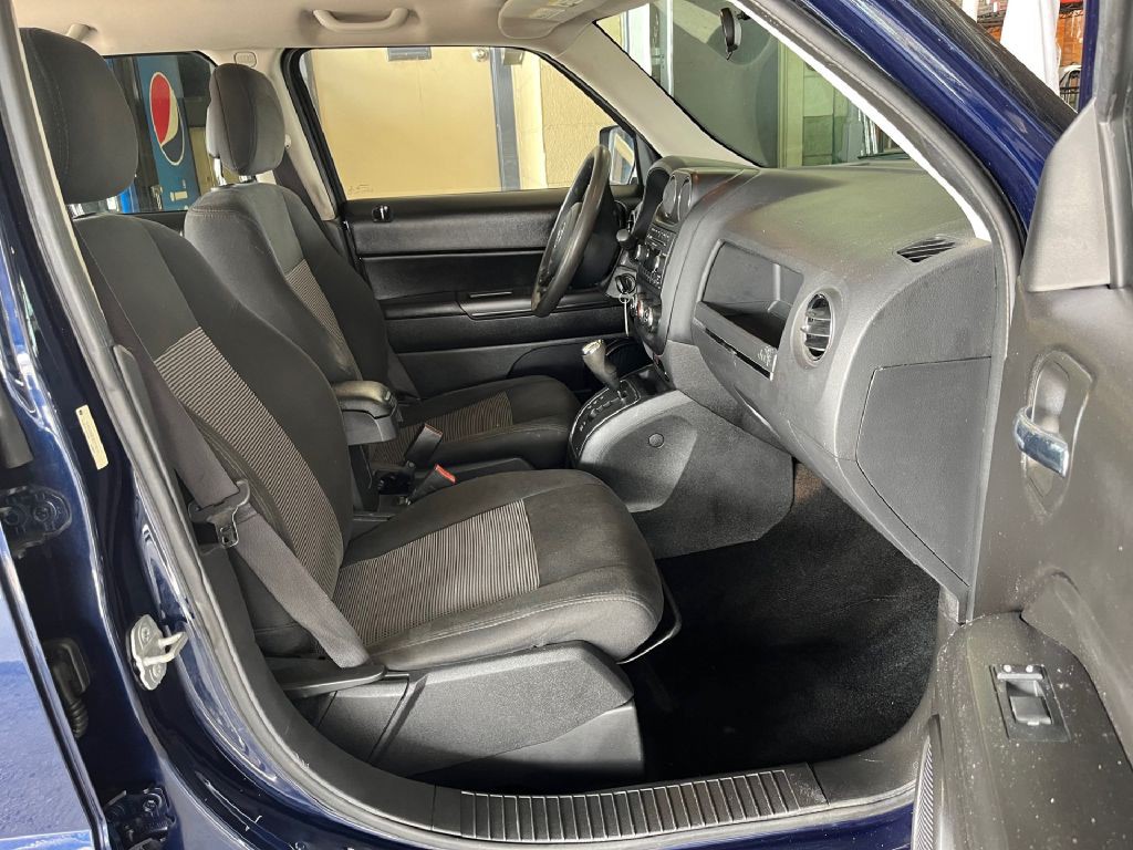 2014 Jeep Patriot Image 9