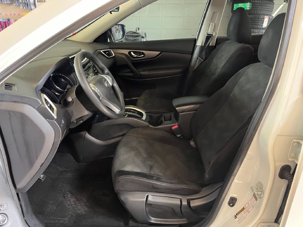 2016 Nissan Rogue Image 7