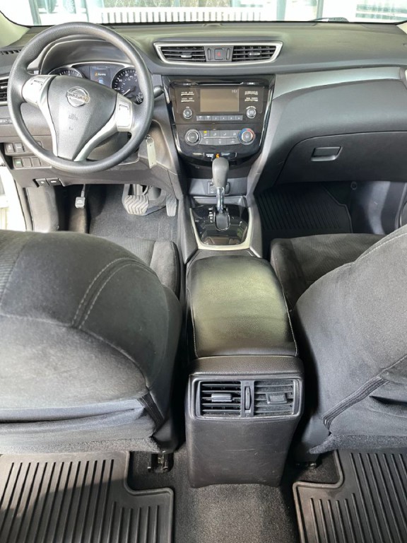 2016 Nissan Rogue Image 17