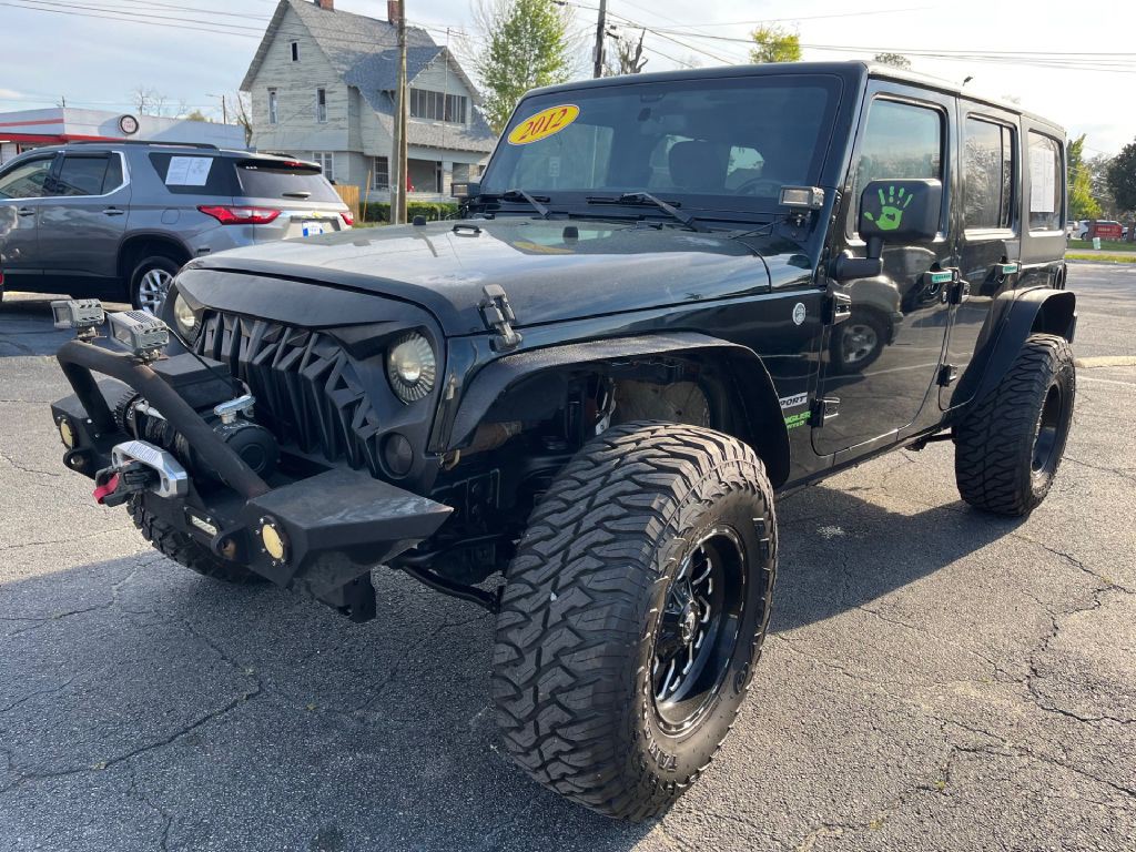 2012 Jeep Wrangler Unlimited Image 2