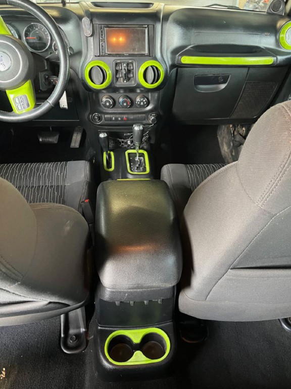 2012 Jeep Wrangler Unlimited Image 15