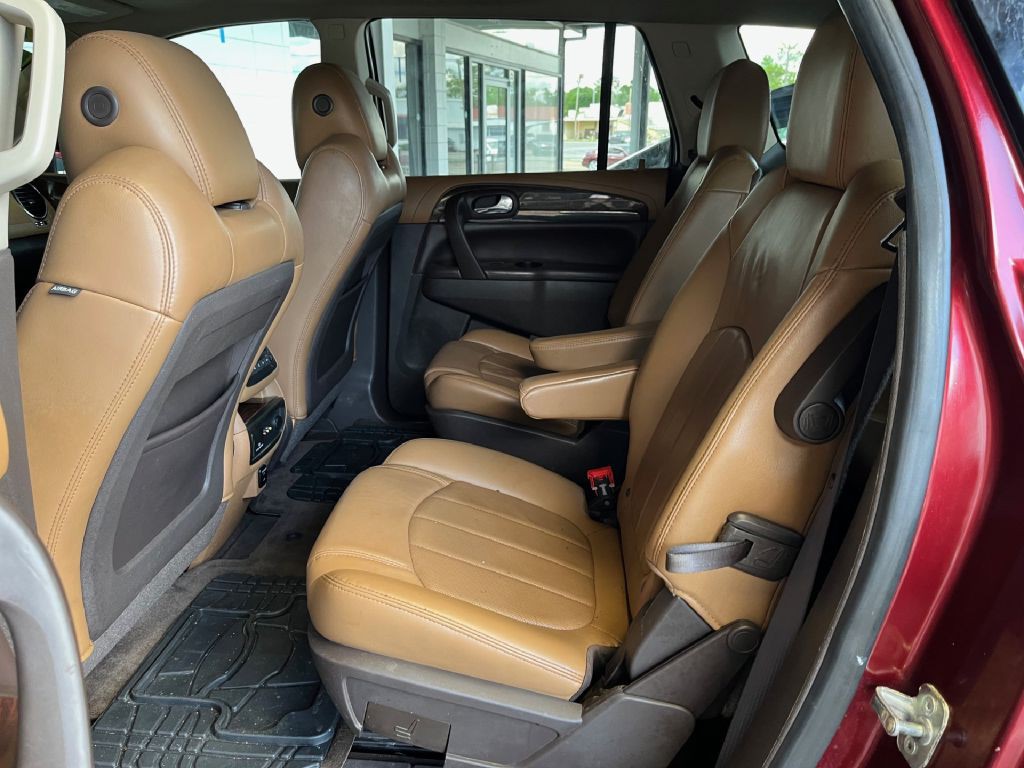 2015 Buick Enclave Image 8