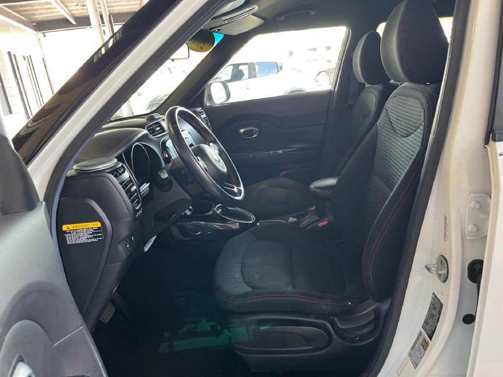 2016 Kia Soul Image 9