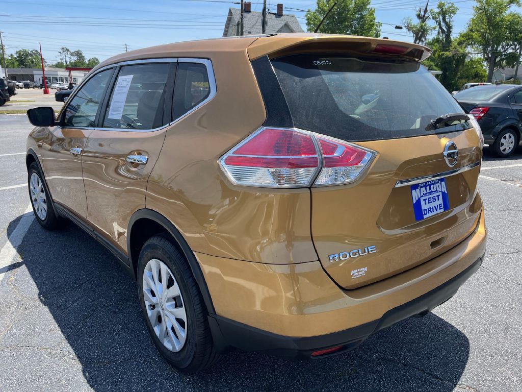 2015 Nissan Rogue Image 4