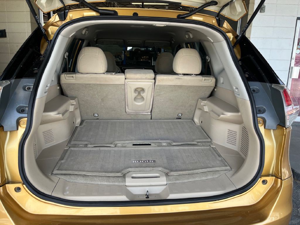 2015 Nissan Rogue Image 13