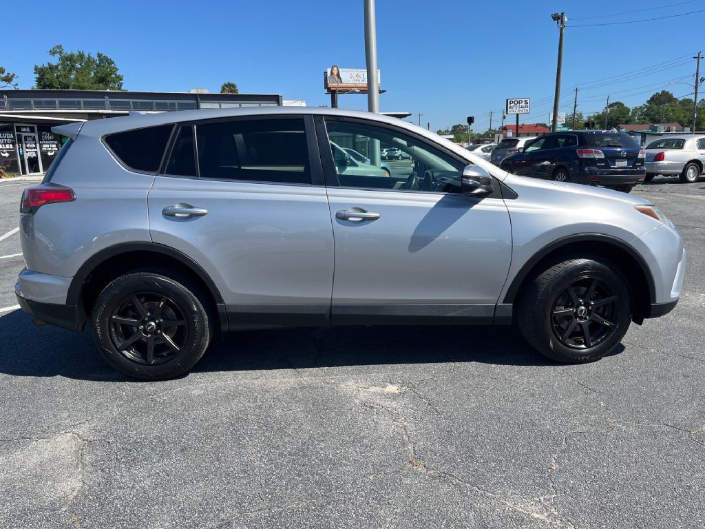 2018 Toyota Rav4 Image 8