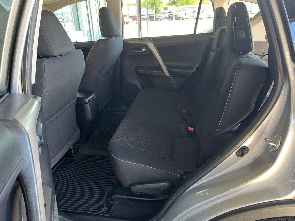 2018 Toyota Rav4 Image 10
