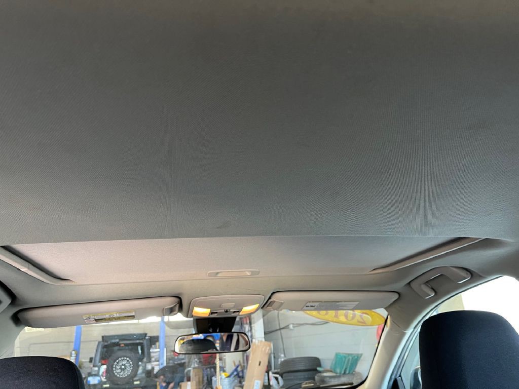 2018 Toyota Rav4 Image 16