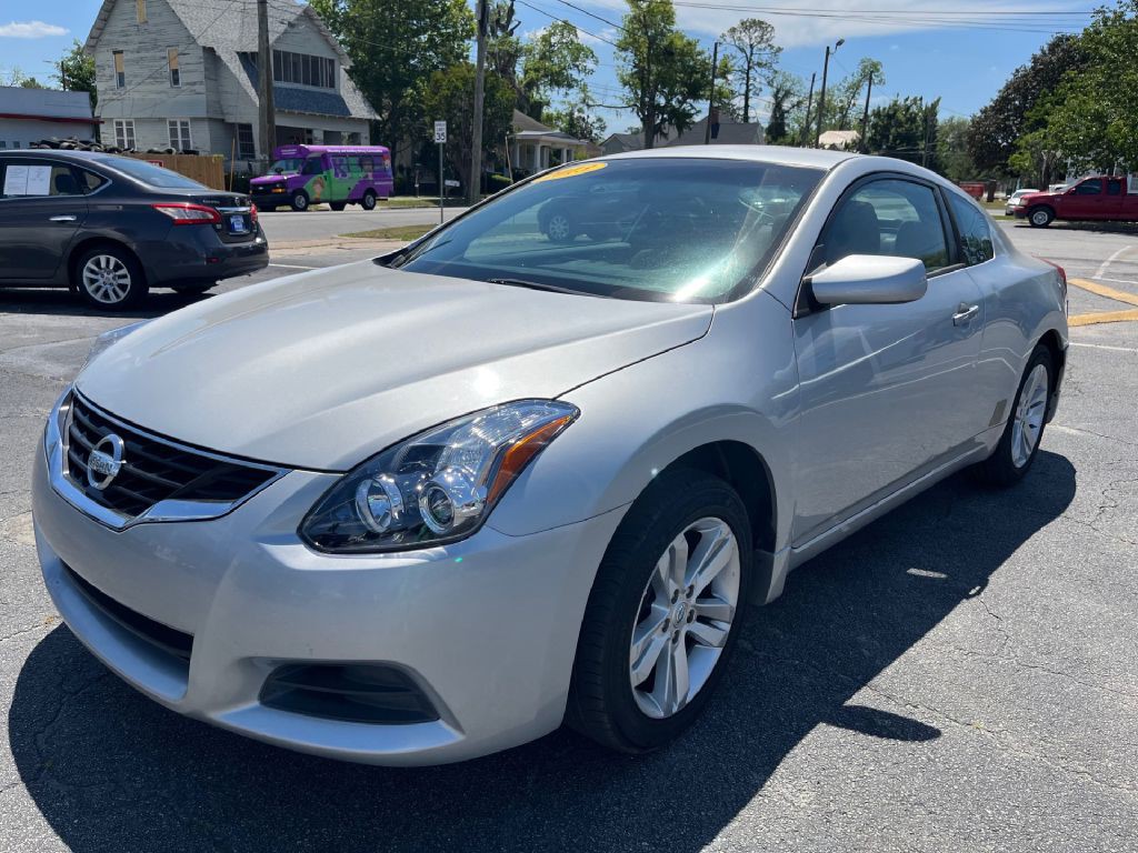 2013 Nissan Altima Image 2