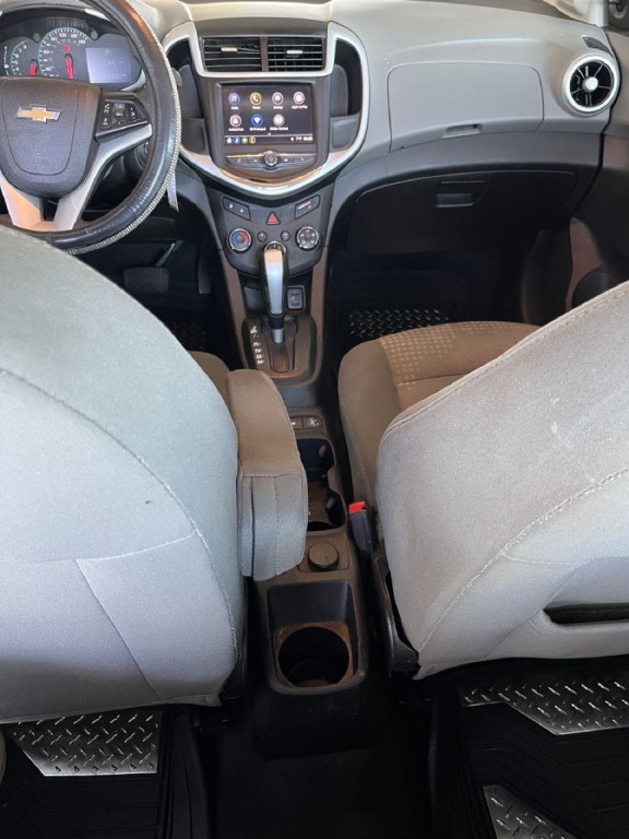 2018 Chevrolet Sonic Image 14