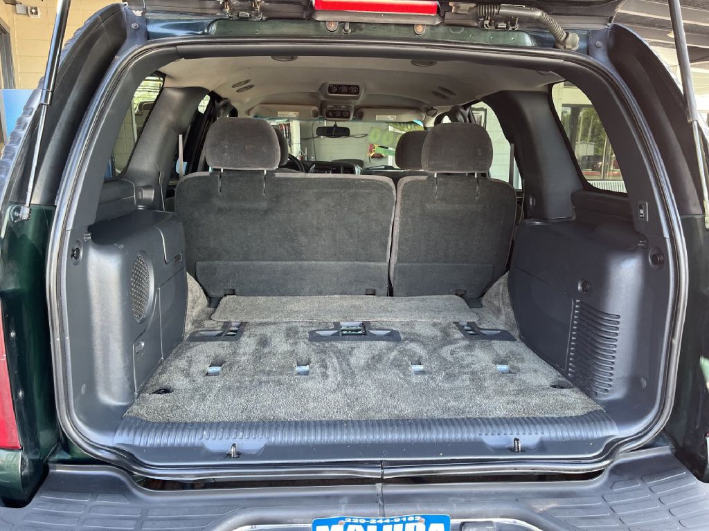 2002 Chevrolet Tahoe Image 13