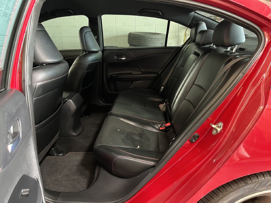 2017 Honda Accord Image 10