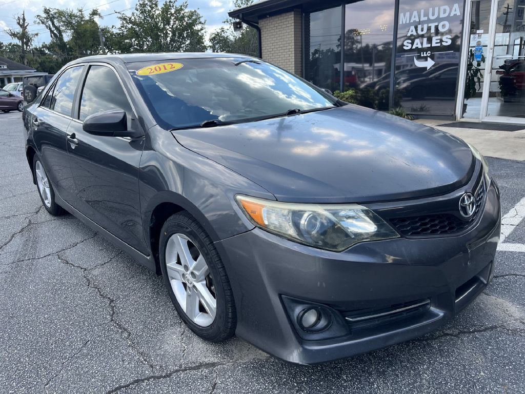 2012 Toyota Camry Image 1