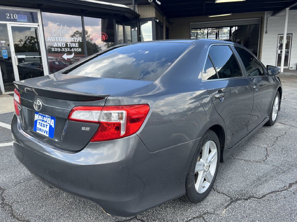 2012 Toyota Camry Image 3