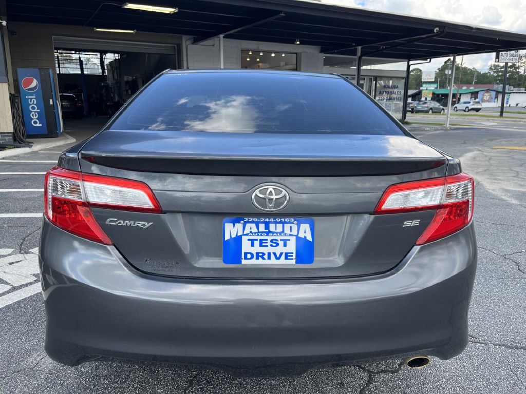 2012 Toyota Camry Image 6