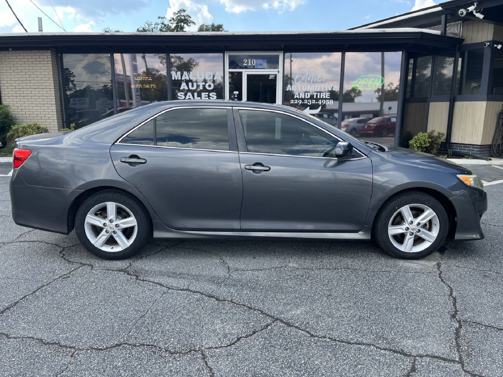 2012 Toyota Camry Image 8