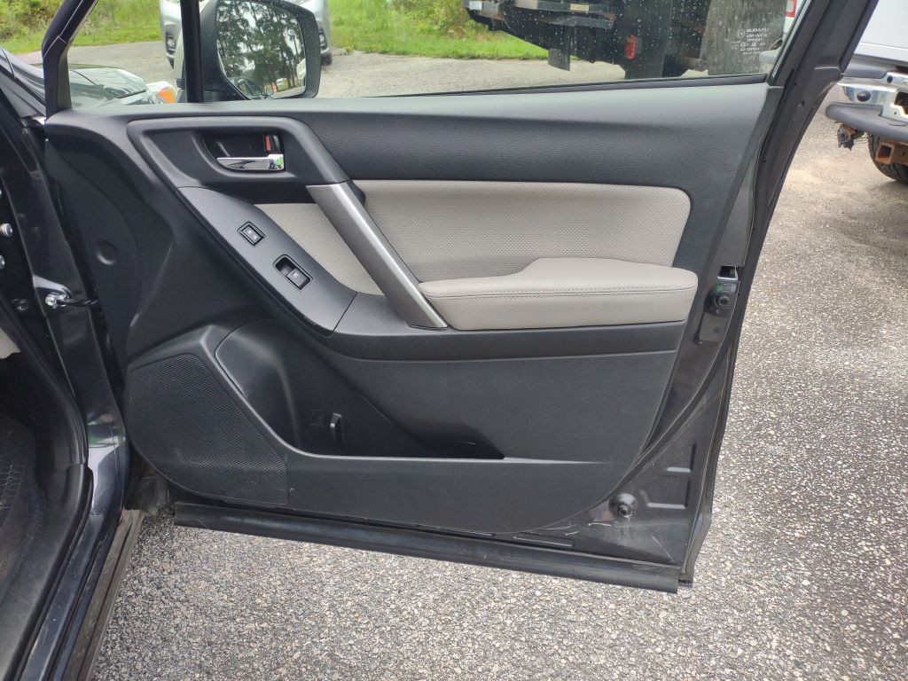 2016 Subaru Forester Image 22