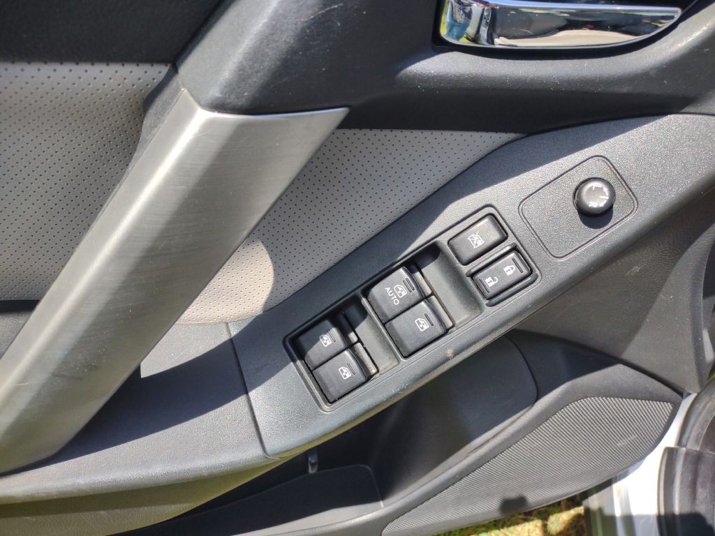 2014 Subaru Forester Image 10