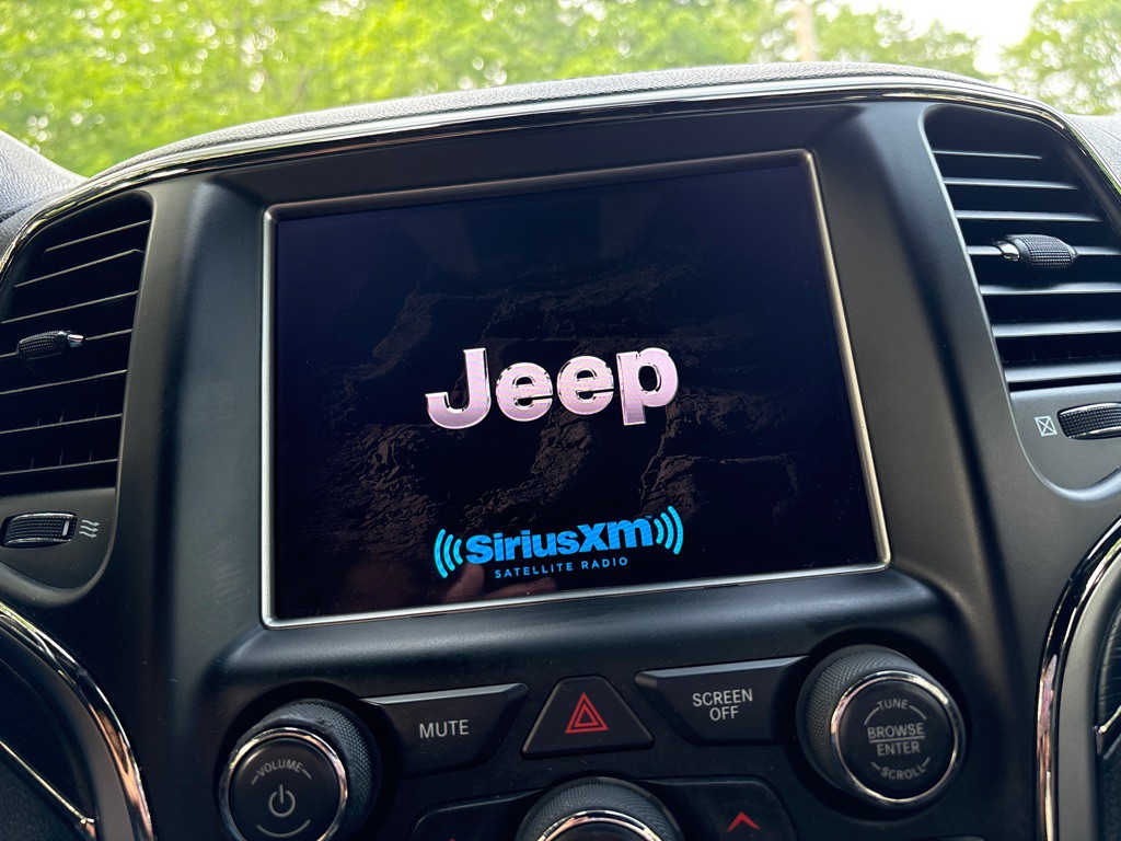 2018 Jeep Grand Cherokee Image 25