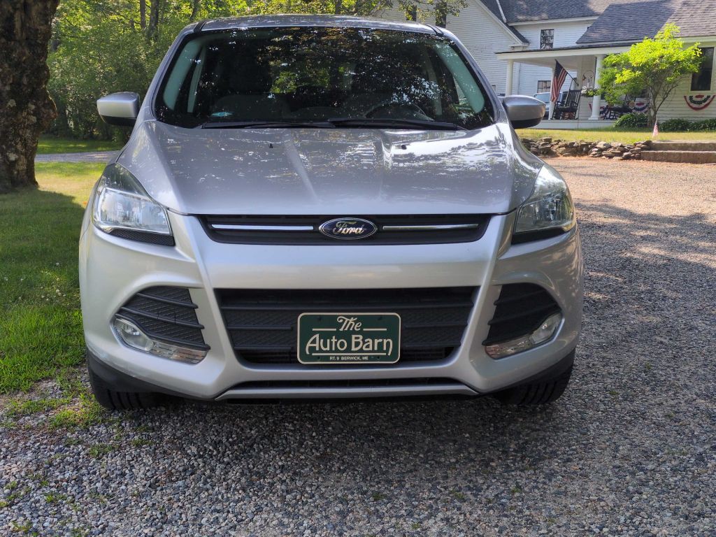 2016 Ford Escape Image 2