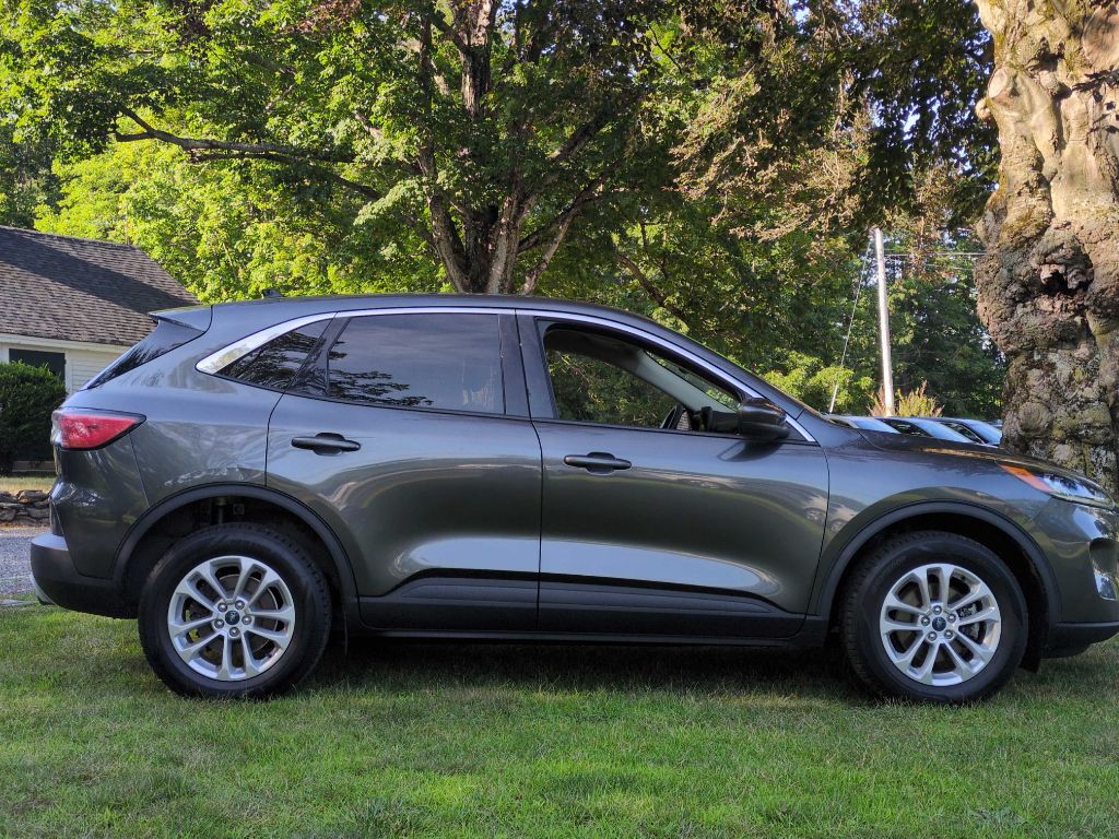 2020 Ford Escape Image 5