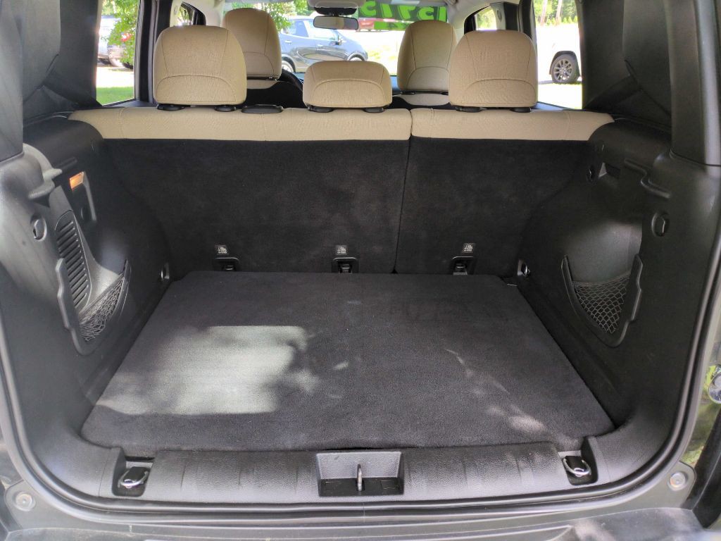 2019 Jeep Renegade Image 9