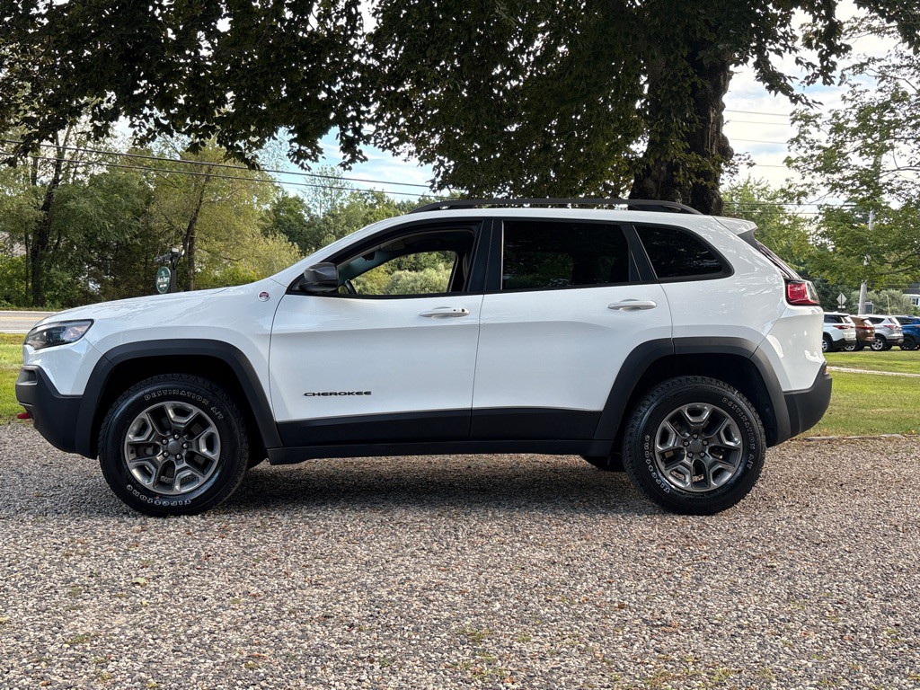 2019 Jeep Cherokee Image 3