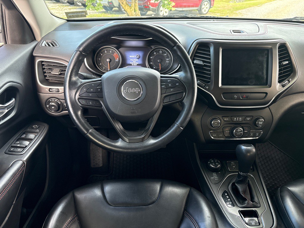 2019 Jeep Cherokee Image 8