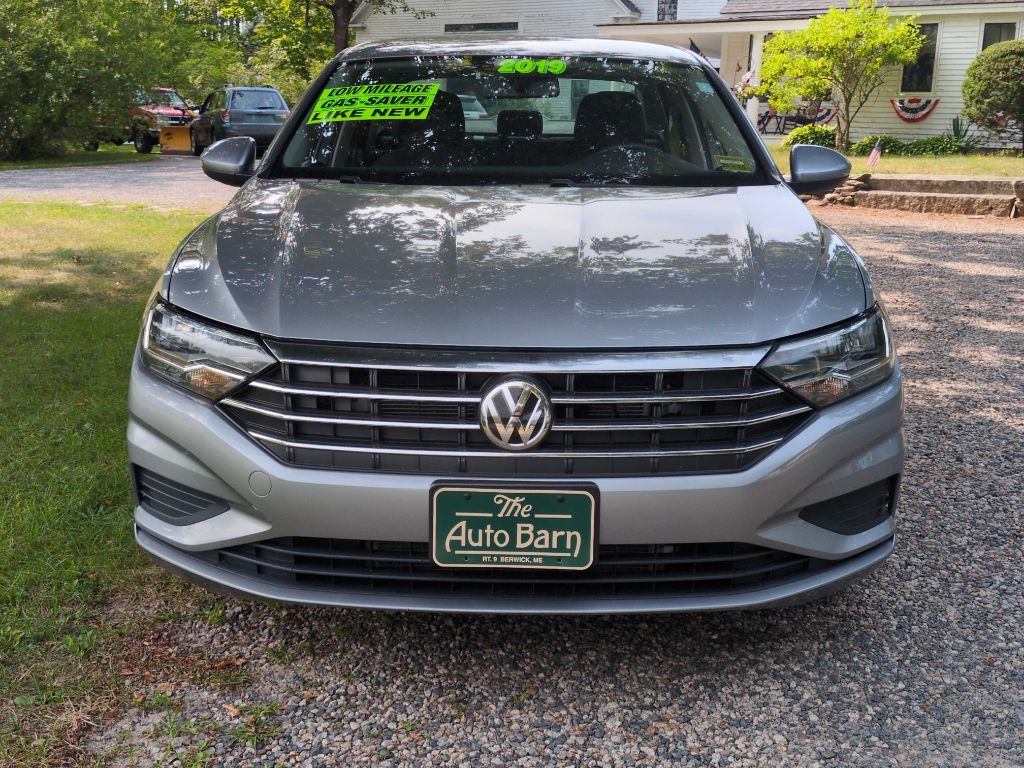 2019 Volkswagen Jetta Image 2