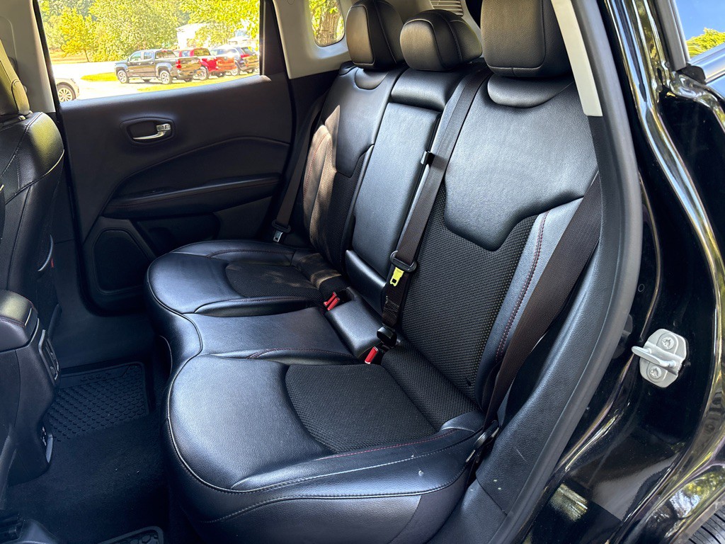 2020 Jeep Compass Image 9