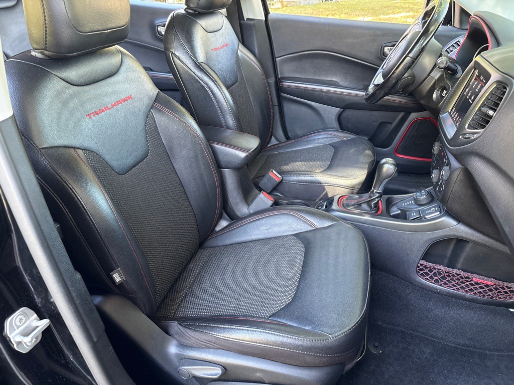 2020 Jeep Compass Image 12