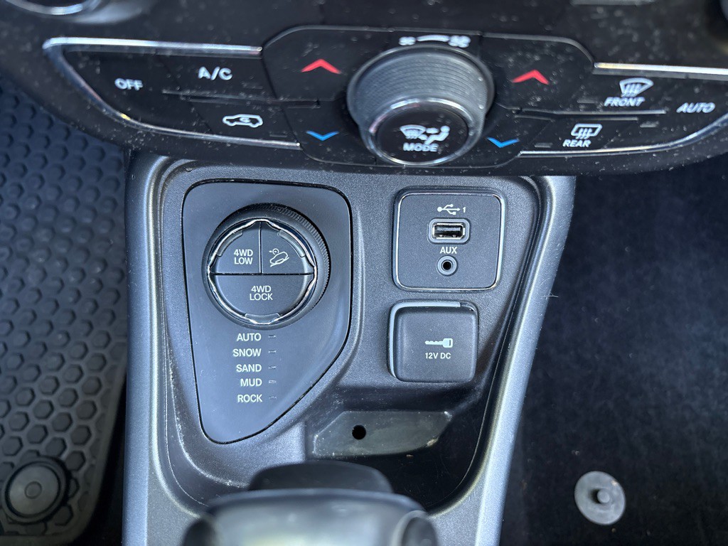 2020 Jeep Compass Image 16