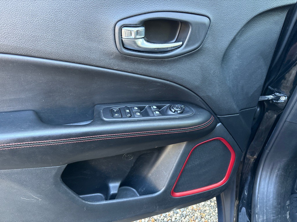 2020 Jeep Compass Image 17