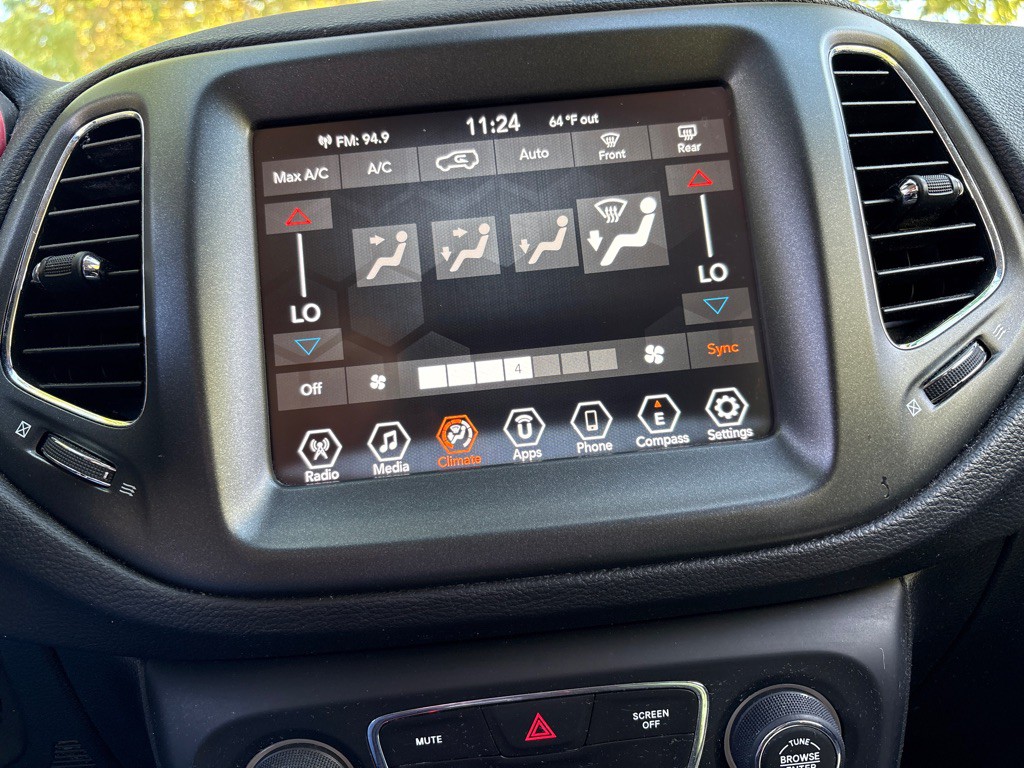 2020 Jeep Compass Image 23