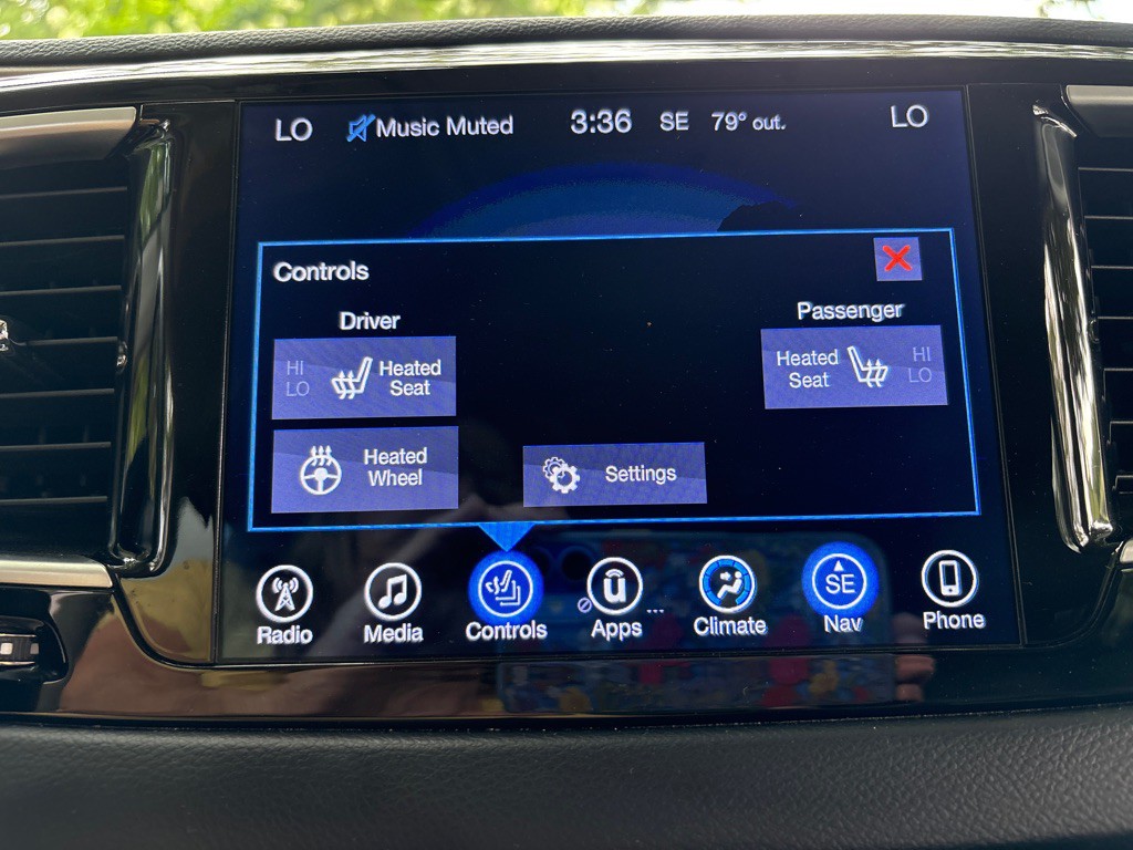 2017 Chrysler Pacifica Image 25